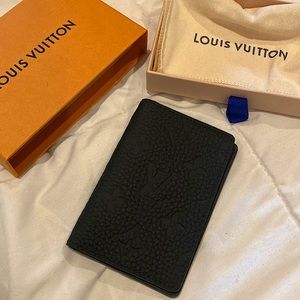 Louis Vuitton Pocket Organizer Black (M69044)